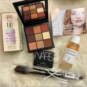 Makeup Bundle